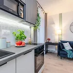 Superapart Nowy Sluzewiec, Next To Chopina Airport, Tor Sluzewiec, Aircondition