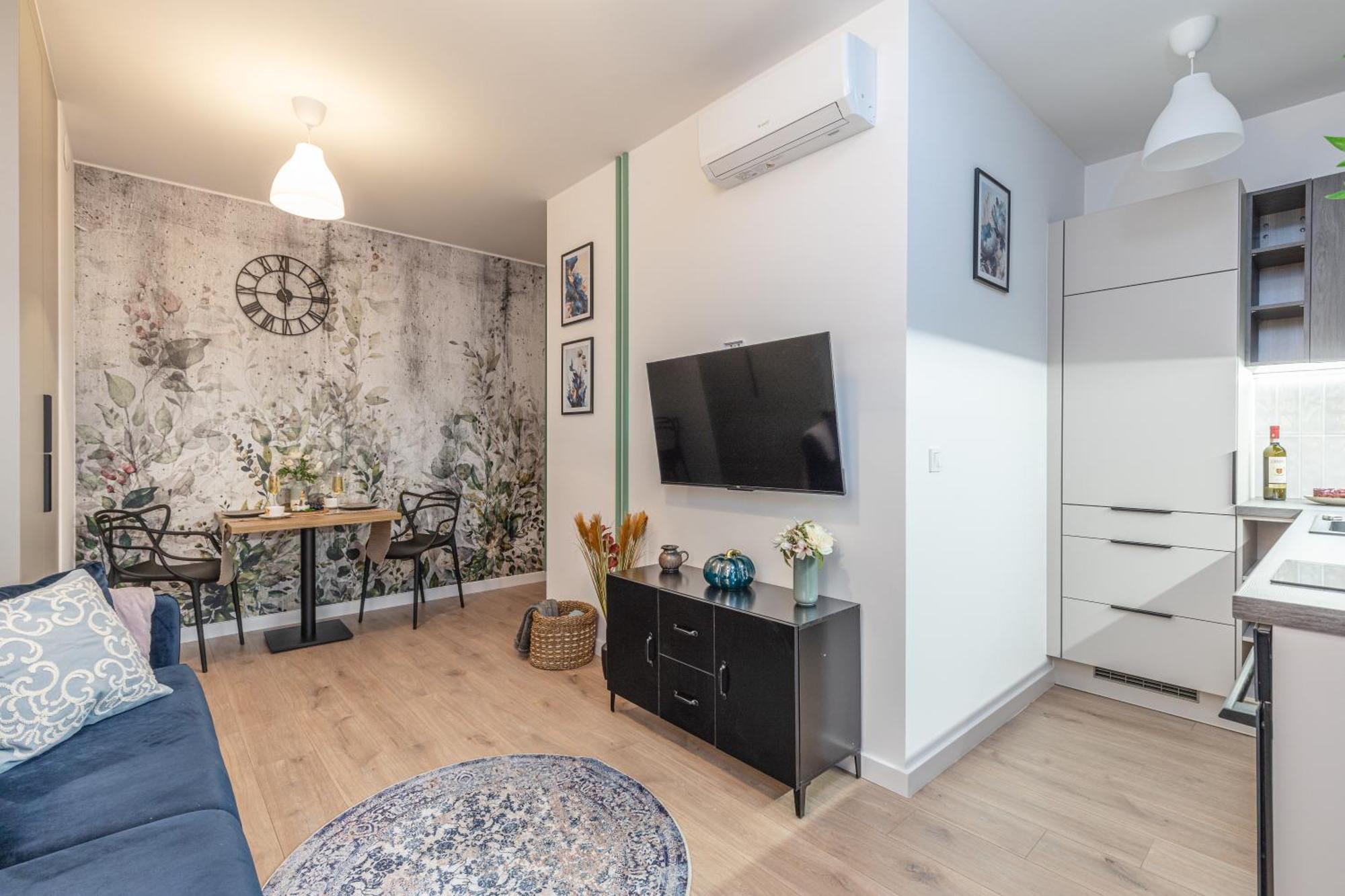 Superapart Nowy Sluzewiec, Next To Chopina Airport, Tor Sluzewiec, Aircondition Warsaw