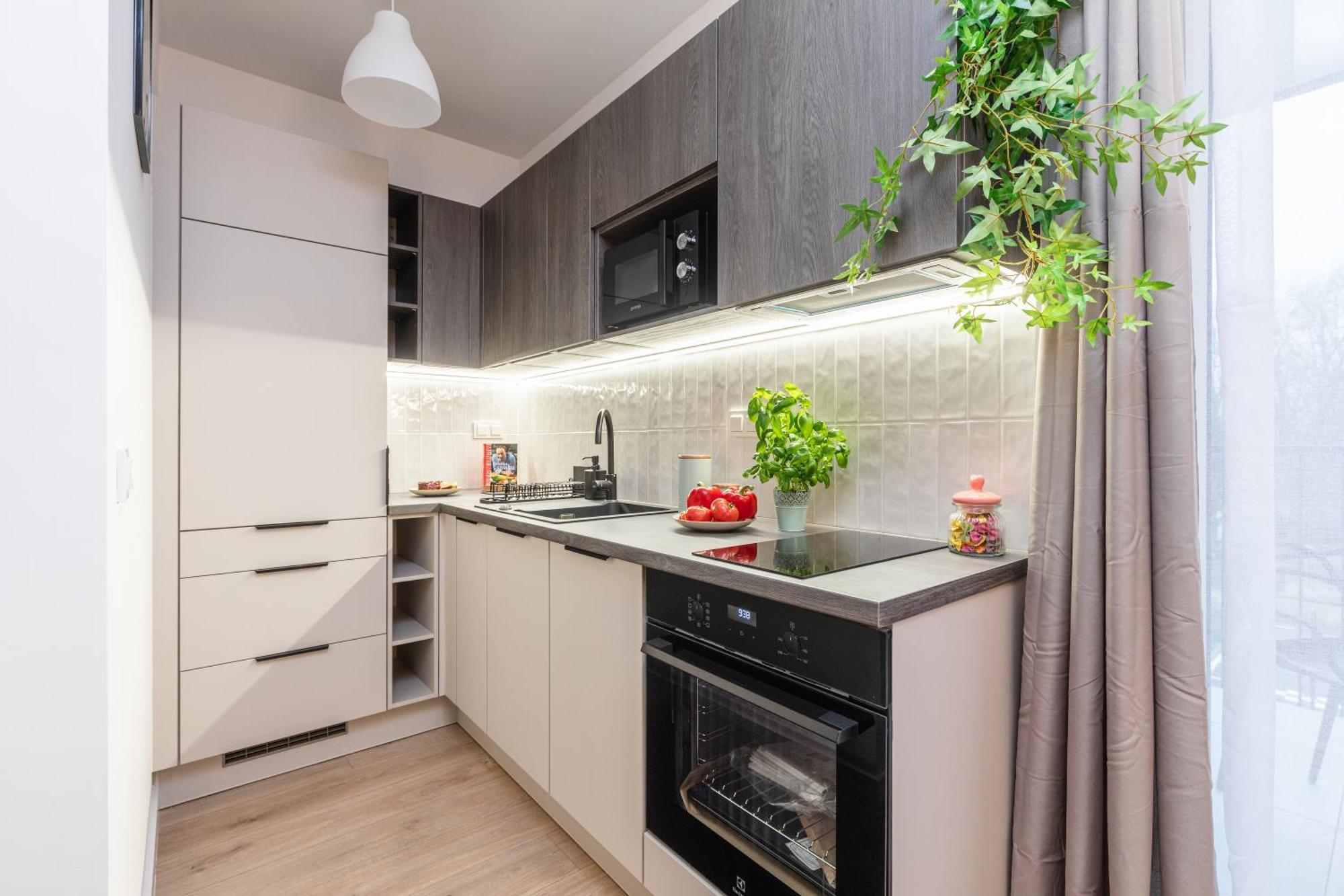 Superapart Nowy Sluzewiec, Next To Chopina Airport, Tor Sluzewiec, Aircondition Apartment Warsaw