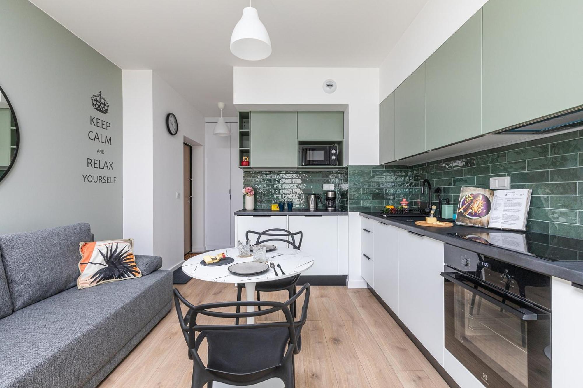 Superapart Nowy Sluzewiec, Next To Chopina Airport, Tor Sluzewiec, Aircondition Apartment Warsaw