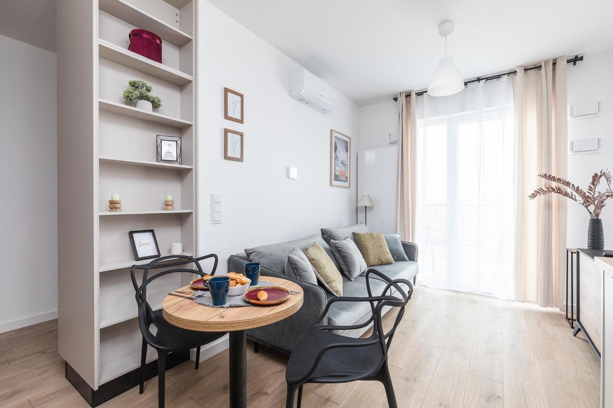Apartment Superapart Nowy Sluzewiec, Next To Chopina Airport, Tor Sluzewiec, Aircondition Warsaw