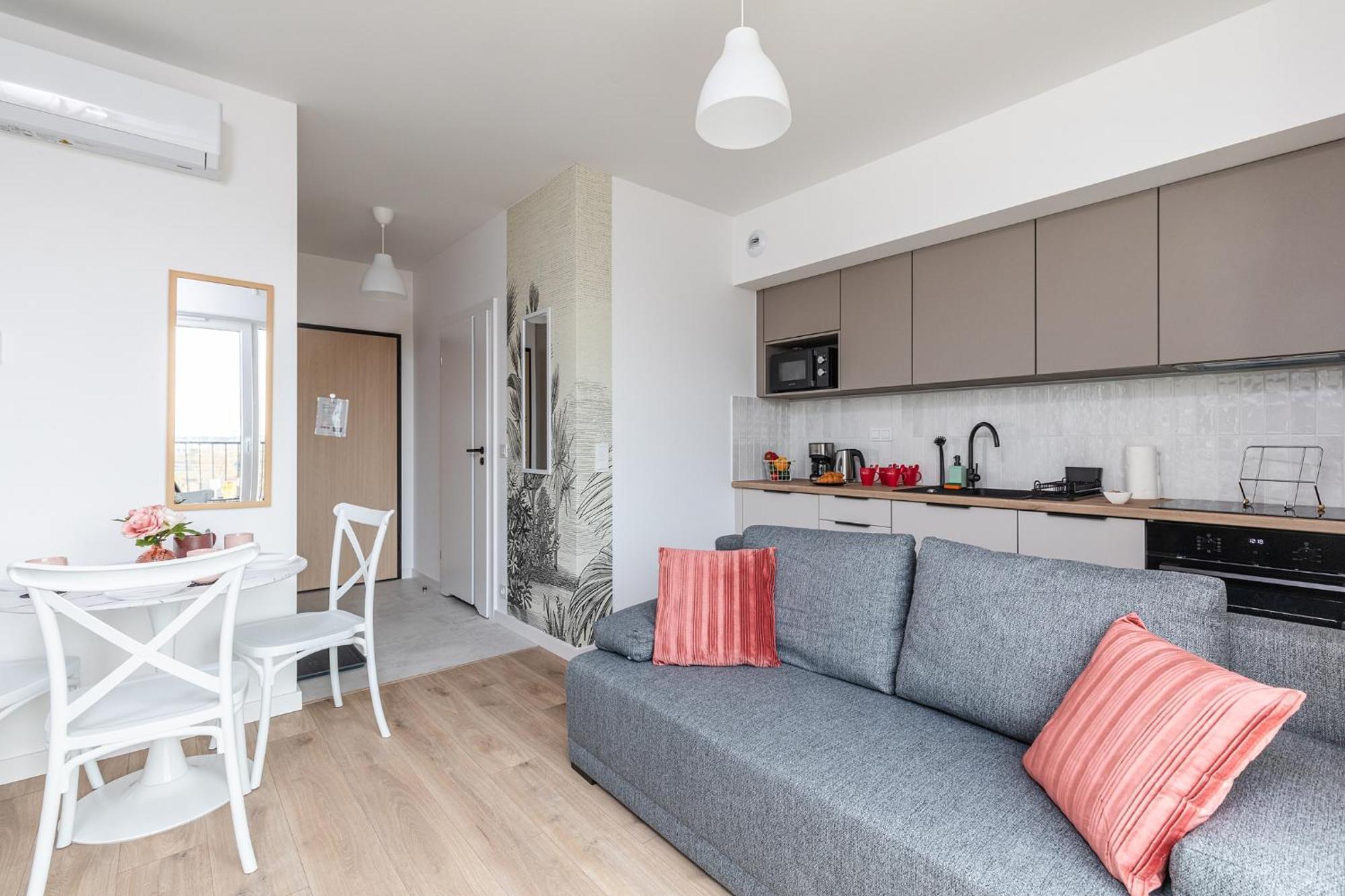 Superapart Nowy Sluzewiec, Next To Chopina Airport, Tor Sluzewiec, Aircondition