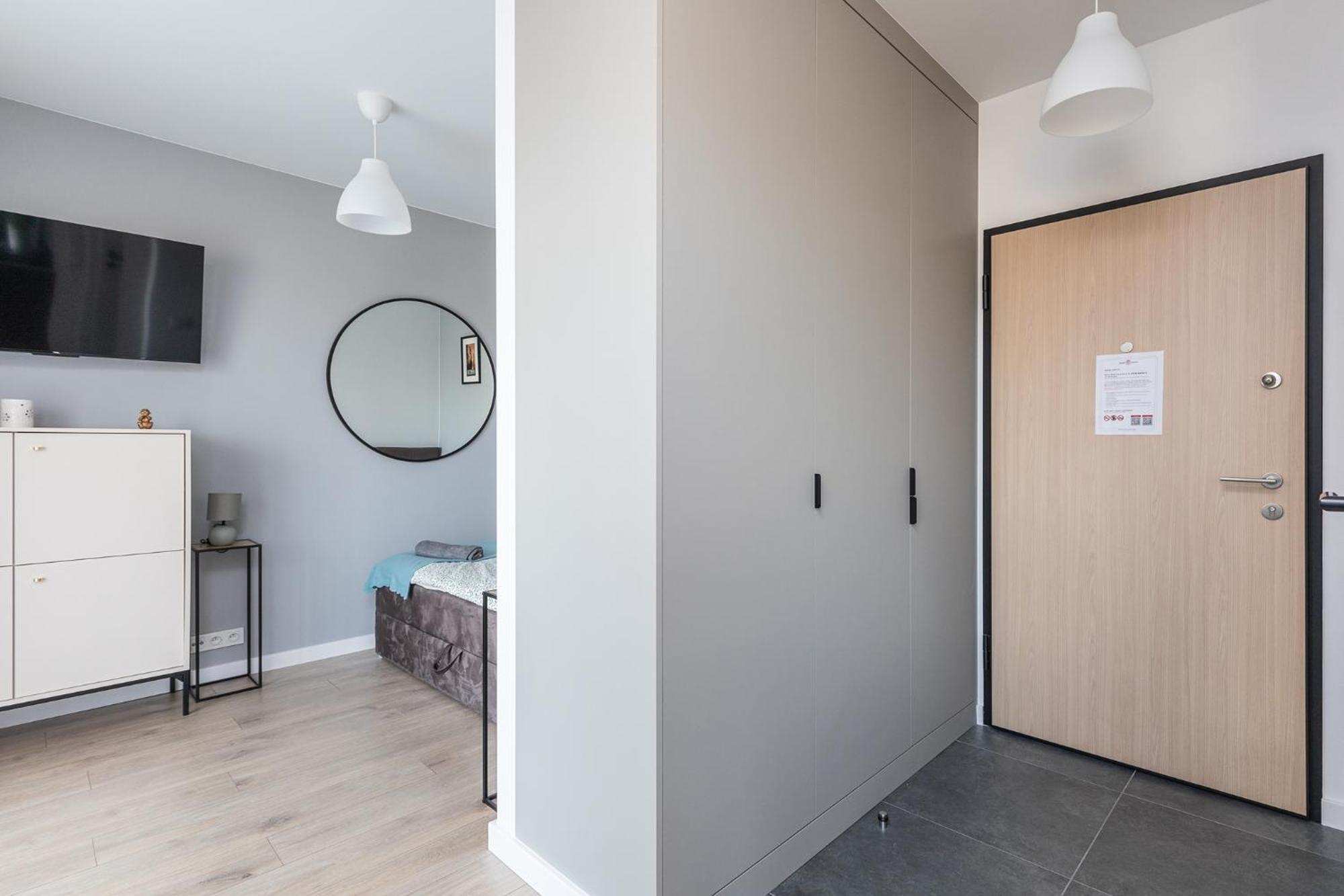 Superapart Nowy Sluzewiec, Next To Chopina Airport, Tor Sluzewiec, Aircondition *