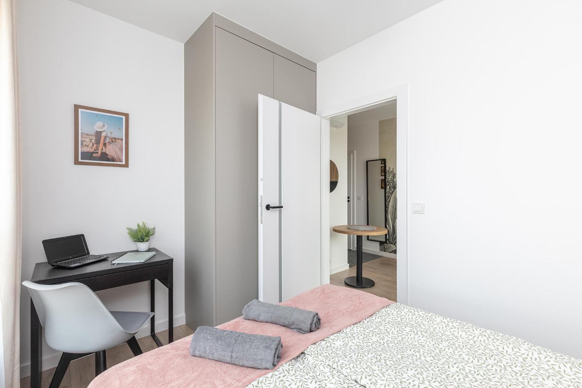 Superapart Nowy Sluzewiec, Next To Chopina Airport, Tor Sluzewiec, Aircondition Warsaw