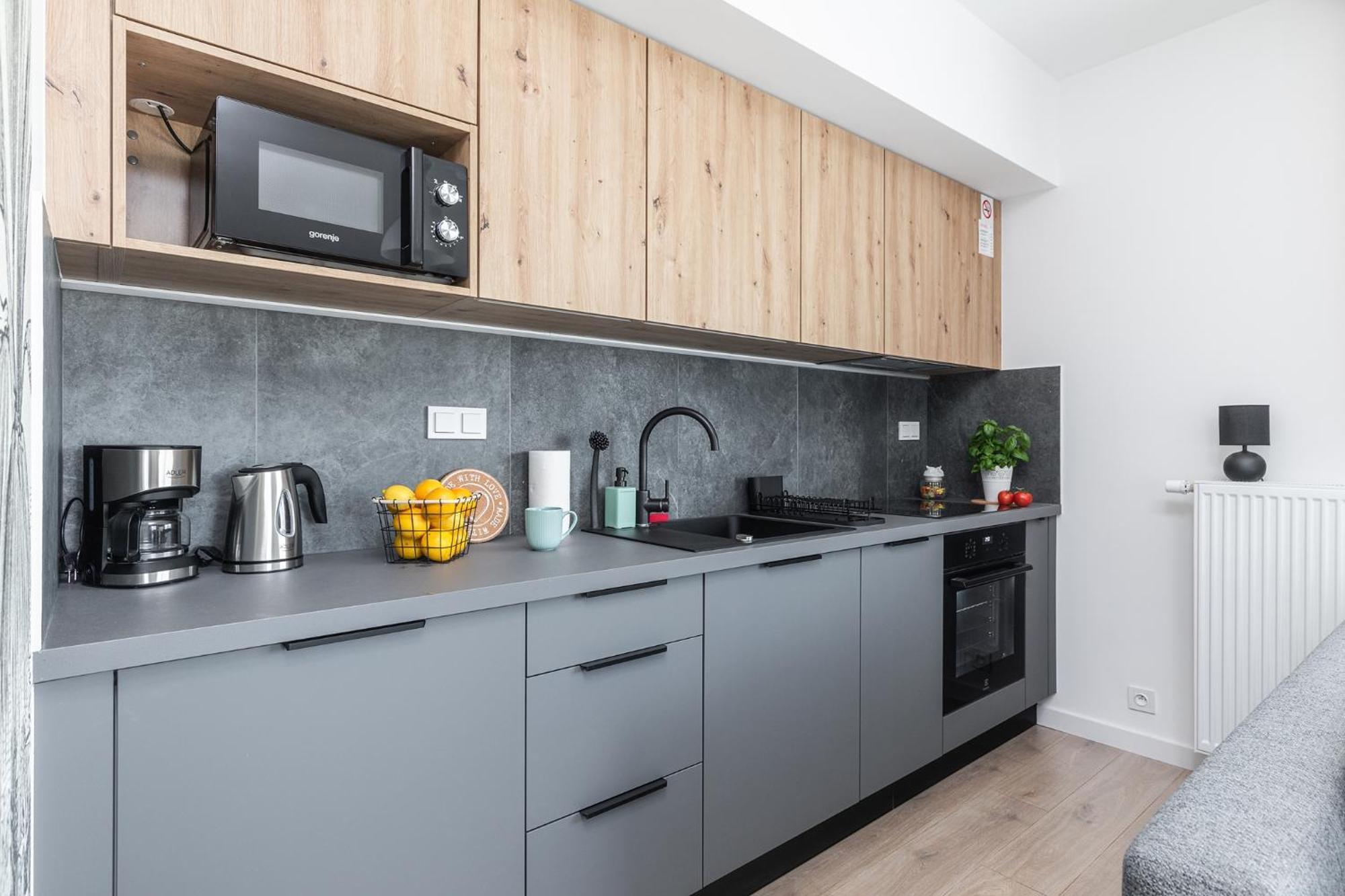 Apartment Superapart Nowy Sluzewiec, Next To Chopina Airport, Tor Sluzewiec, Aircondition Warsaw